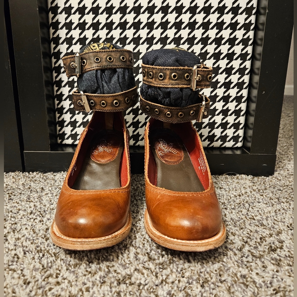 Freebird by Steven - Candella in Cognac size 6